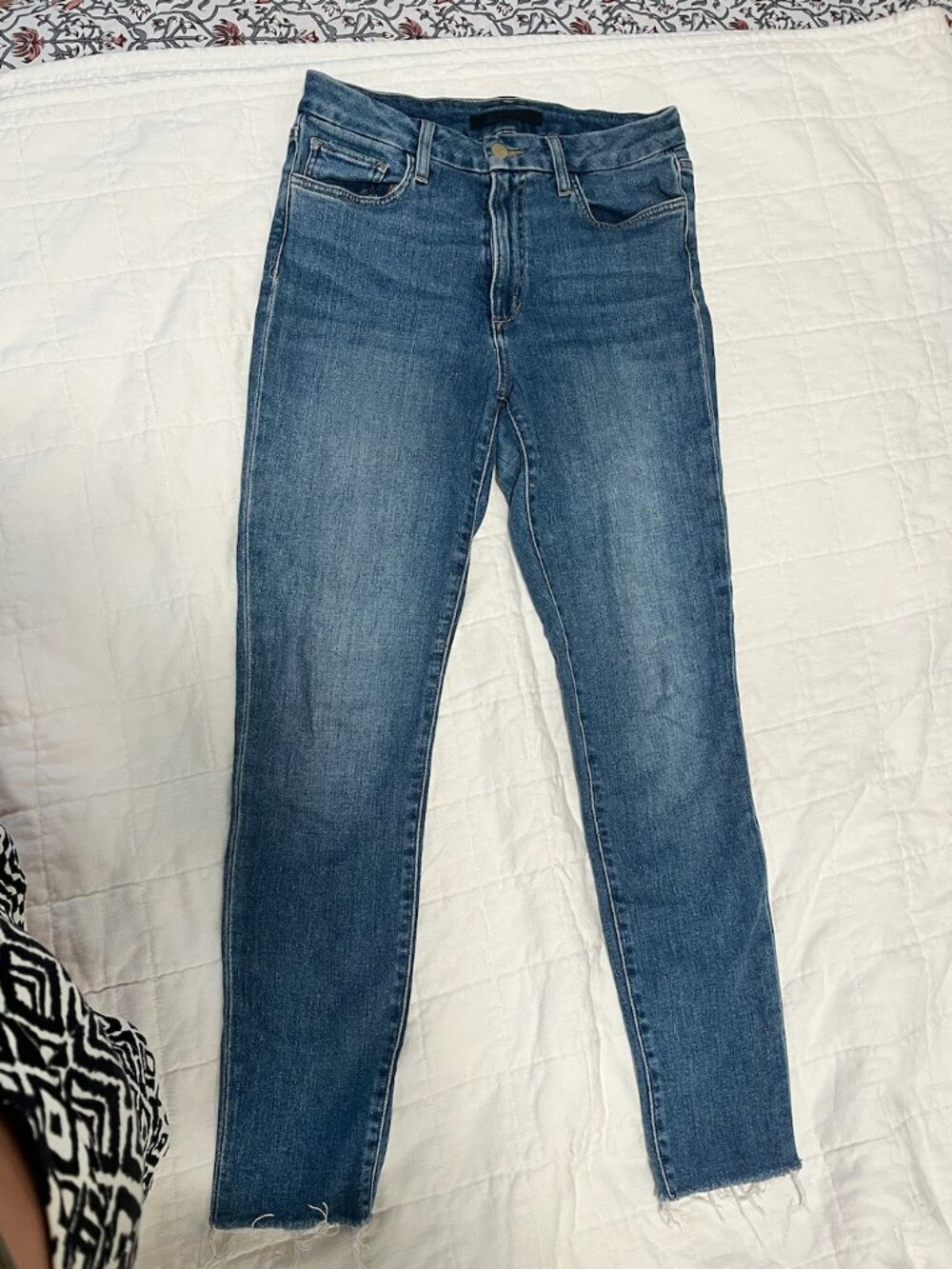 Joe's Jeans Classic Straight Leg Jeans | Women's 28 | Frayed Hem